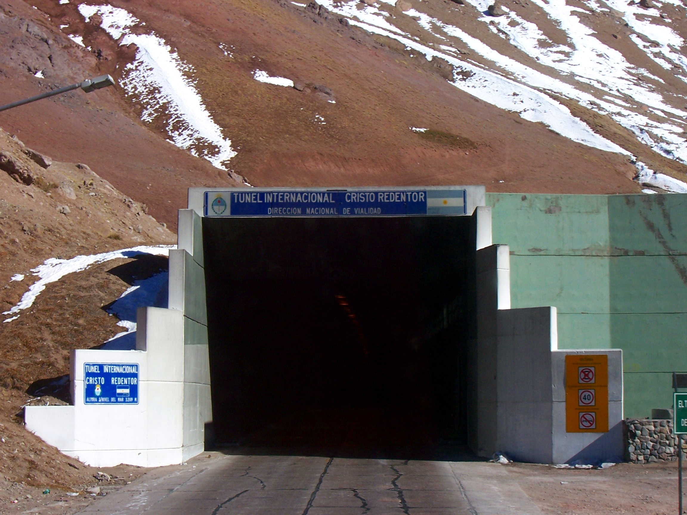 Tunel-Iternacional-Cristo-Redentor-Mendoza-Argentina